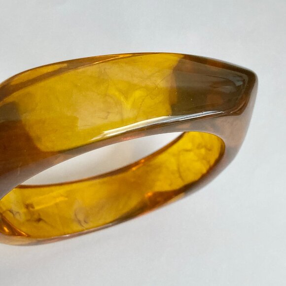 Vintage Lucite Acrylic Faux Honey Amber Tortoise Shell Bracelet Bangle Retro 8" - Picture 11 of 16